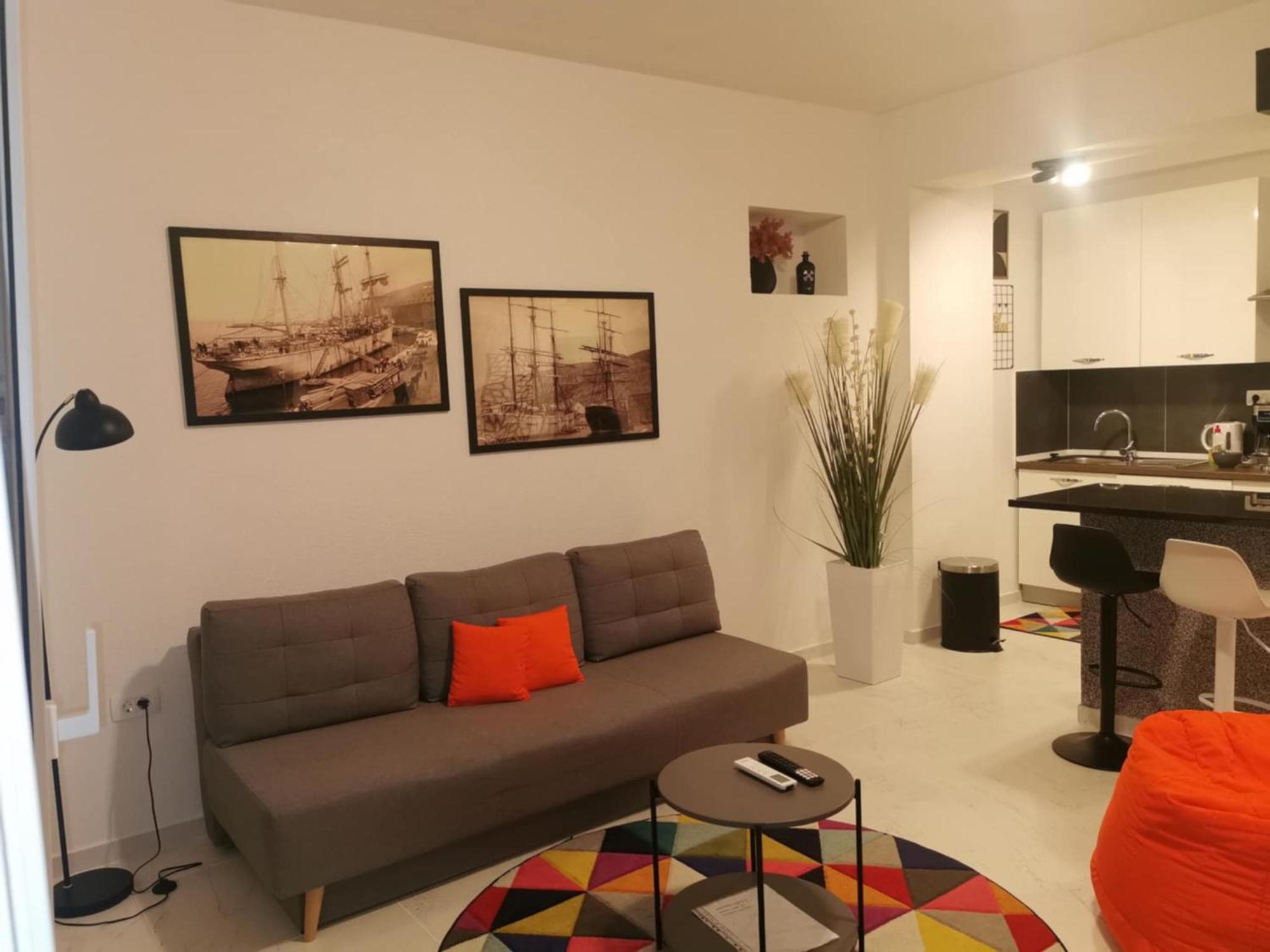 Nadia Apartment